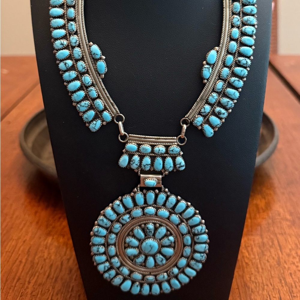 Native American Signed JW Zuni HUGE Zuni Sunburst Sun-wheel Bib Necklace RARE